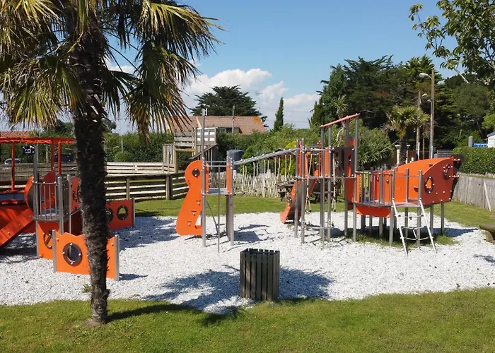 La Pointe Saint-gildas - Maeva مكان تخييم